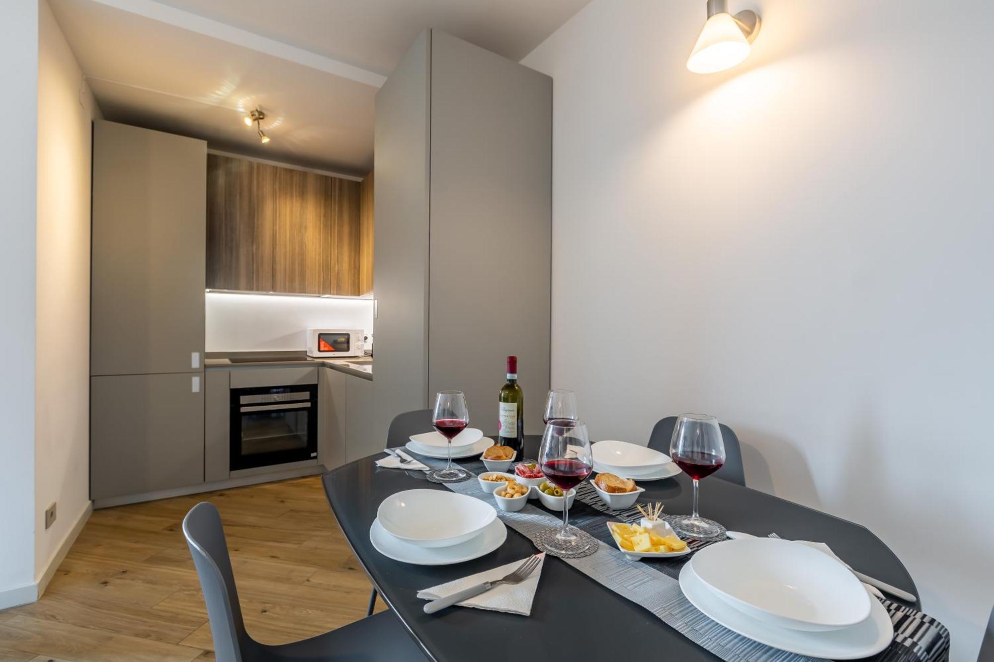 Aurealiving - Trastevere With Rooftop & Gym, Your Place In Appartamento *